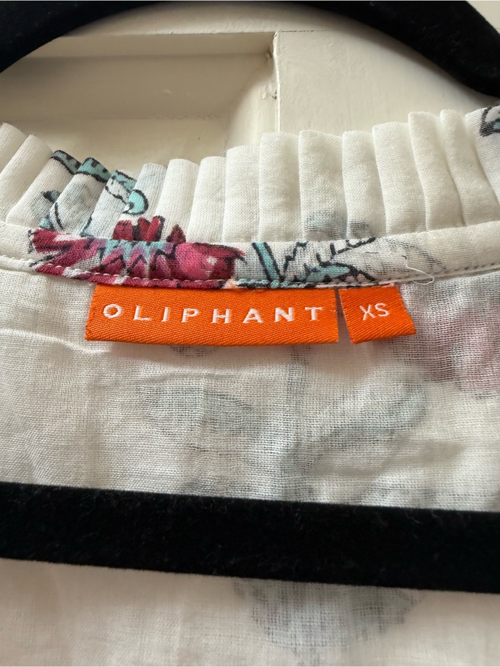 Oliphant - Picture 2 of 3